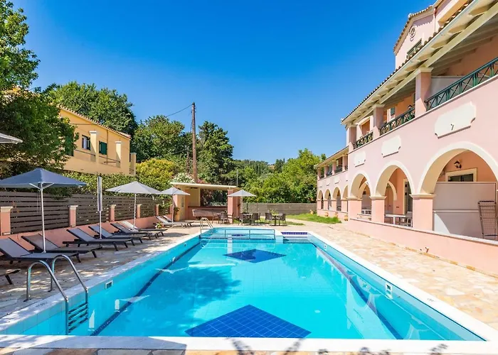 Aparthotel Bella De Lux Apts Ýpsos