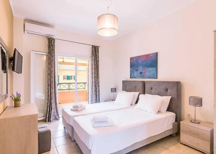 Bella De Lux Apts Aparthotel Ýpsos