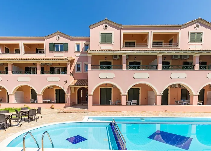 Bella De Lux Apts