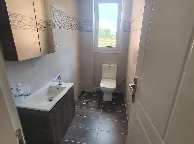 Bella De Lux Apts Ýpsos