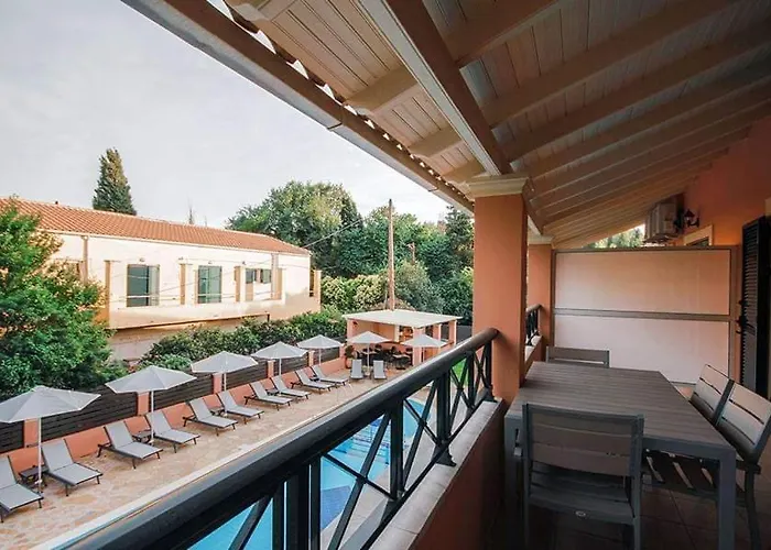Bella De Lux Apts Aparthotel 4*