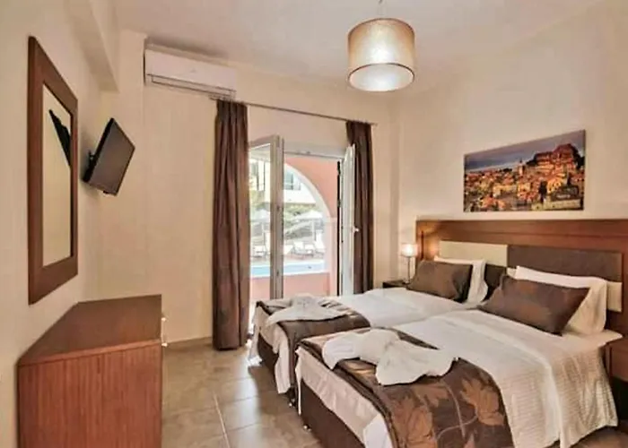 Bella De Lux Apts Aparthotel