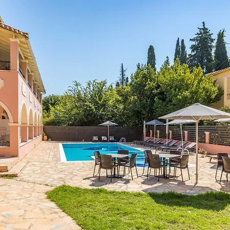 Bella De Lux Apts 4*