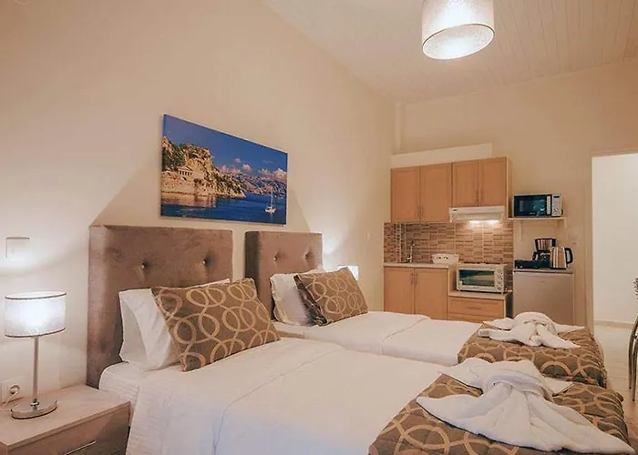 Bella De Lux Apts 4*