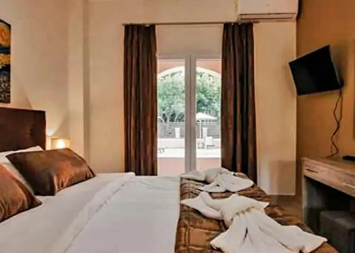 Bella De Lux Apts