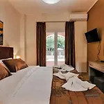 Bella De Lux Apts