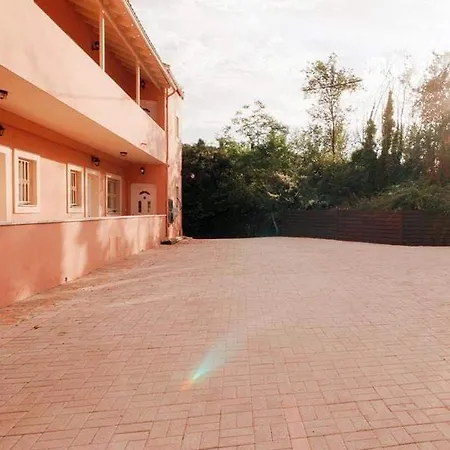 Bella De Lux Apts 4* Ýpsos