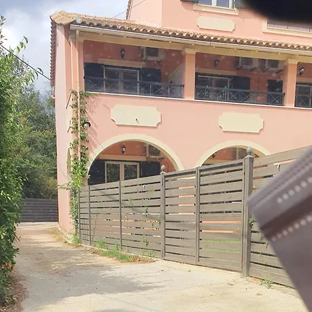 Lejlighedshotel Bella De Lux Apts