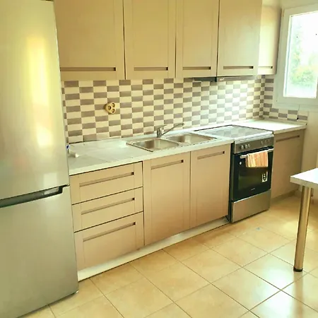 Bella De Lux Apts מלון איפסוס