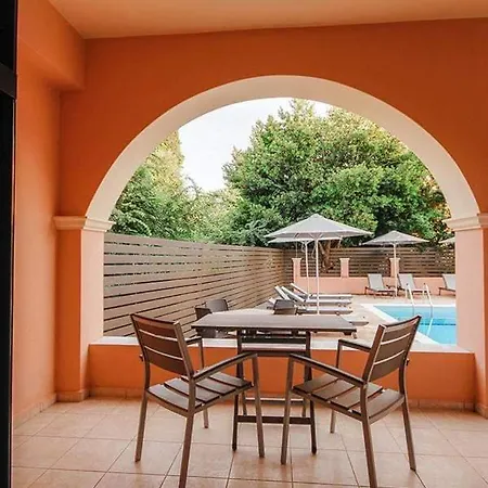 Bella De Lux Apts Lejlighedshotel