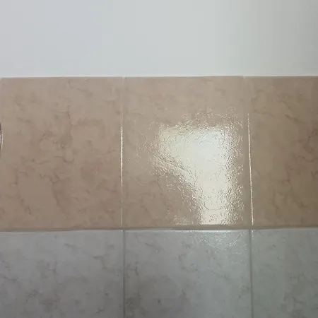 公寓式酒店 Bella De Lux Apts 阿普索斯